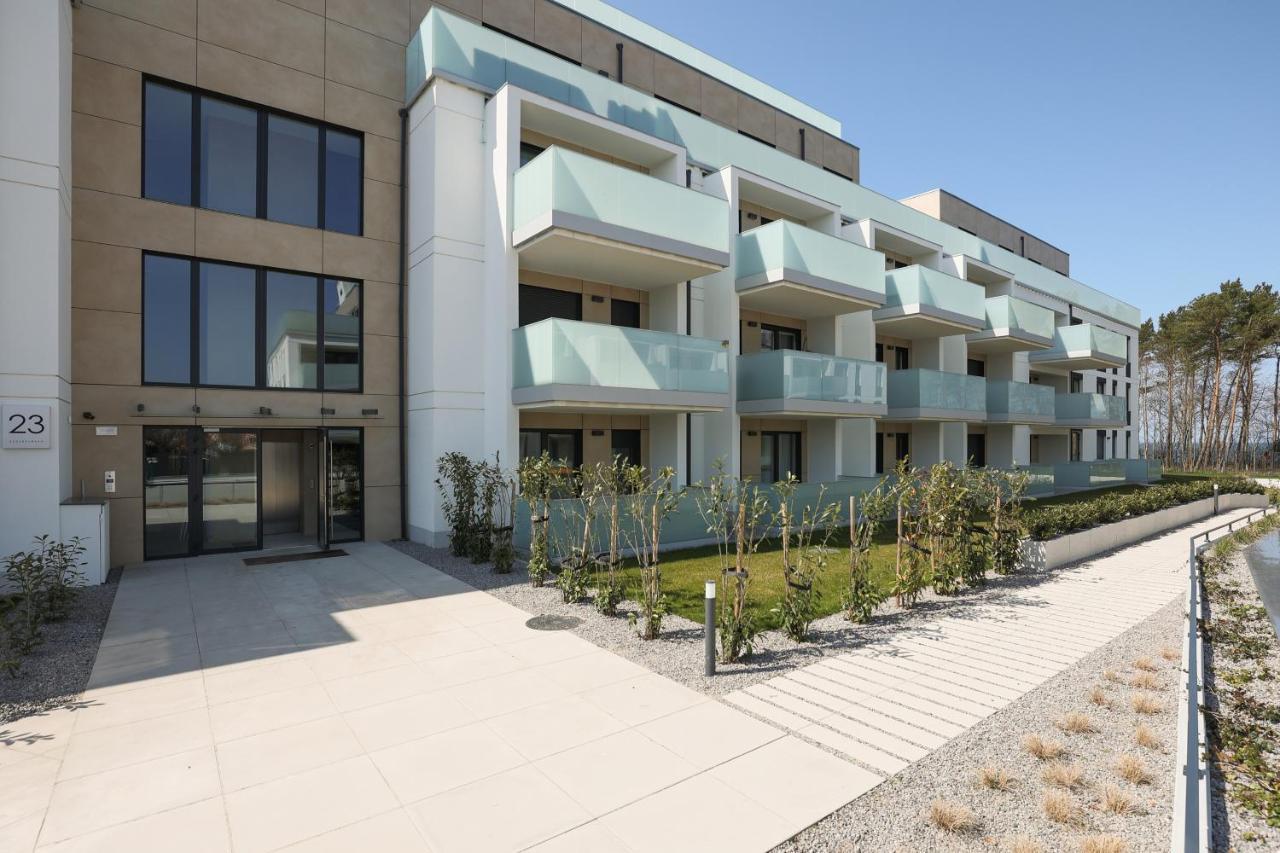 Platinium Apartment By Renters Prestige Rewal Luaran gambar